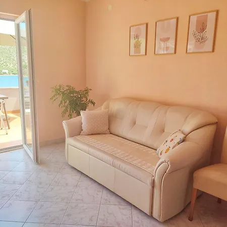 Vesna Apartment